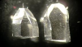 Unique method creates correct mirror image of molecule